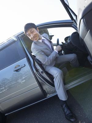 車検にかかる金額はなぜ店によって違うのか